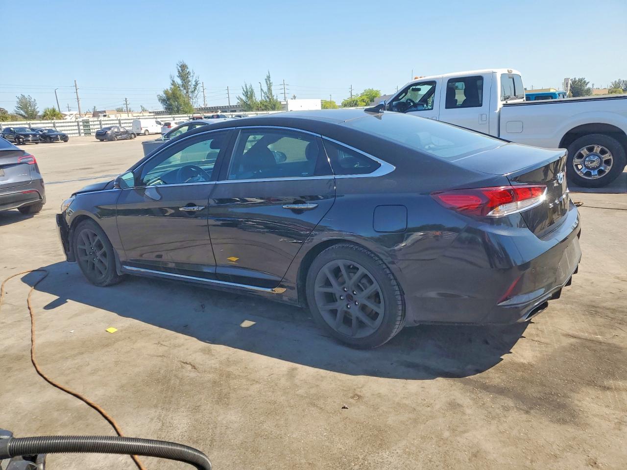 2019 HYUNDAI SONATA LIMITED 2.0T — снимка 2