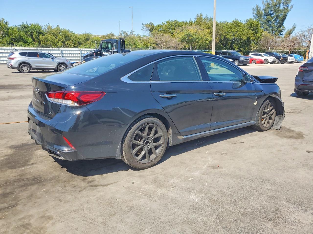 2019 HYUNDAI SONATA LIMITED 2.0T — снимка 3