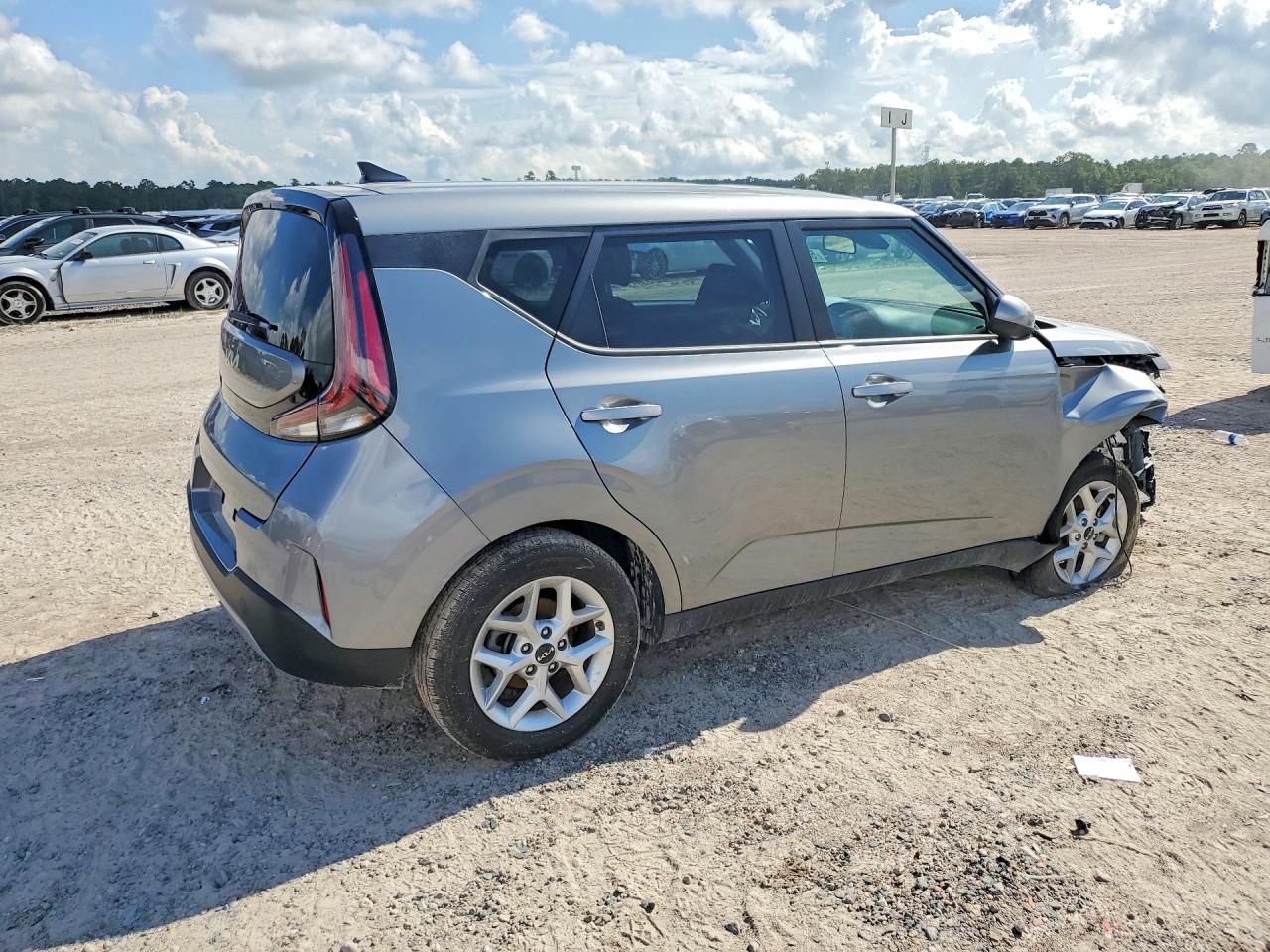 2025 KIA SOUL LX — снимка 3