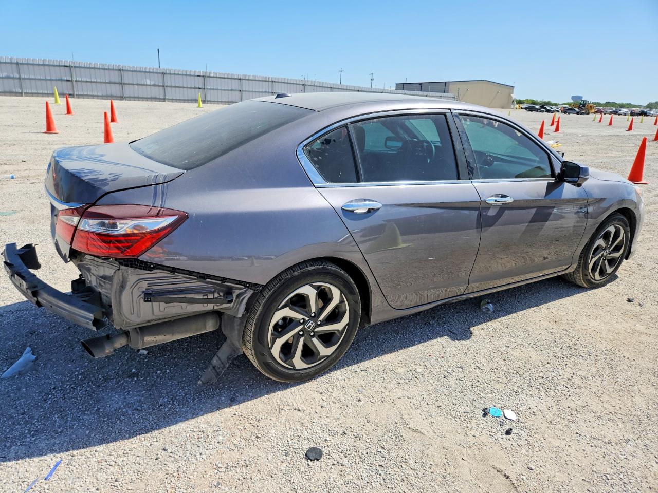2017 HONDA ACCORD EX — снимка 3