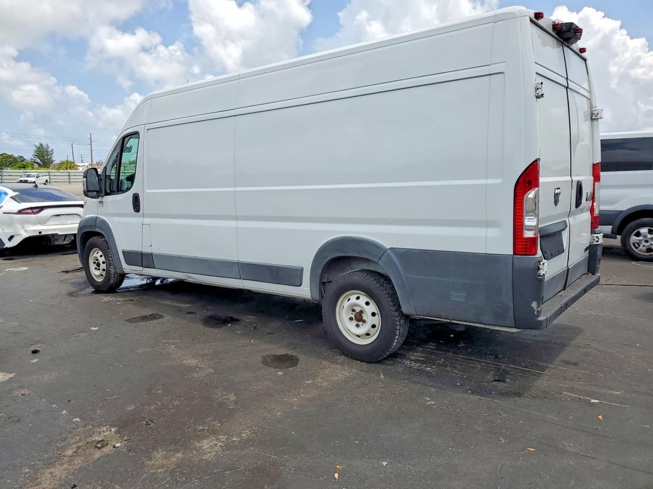 2015 RAM PROMASTER 3500 — снимка 2