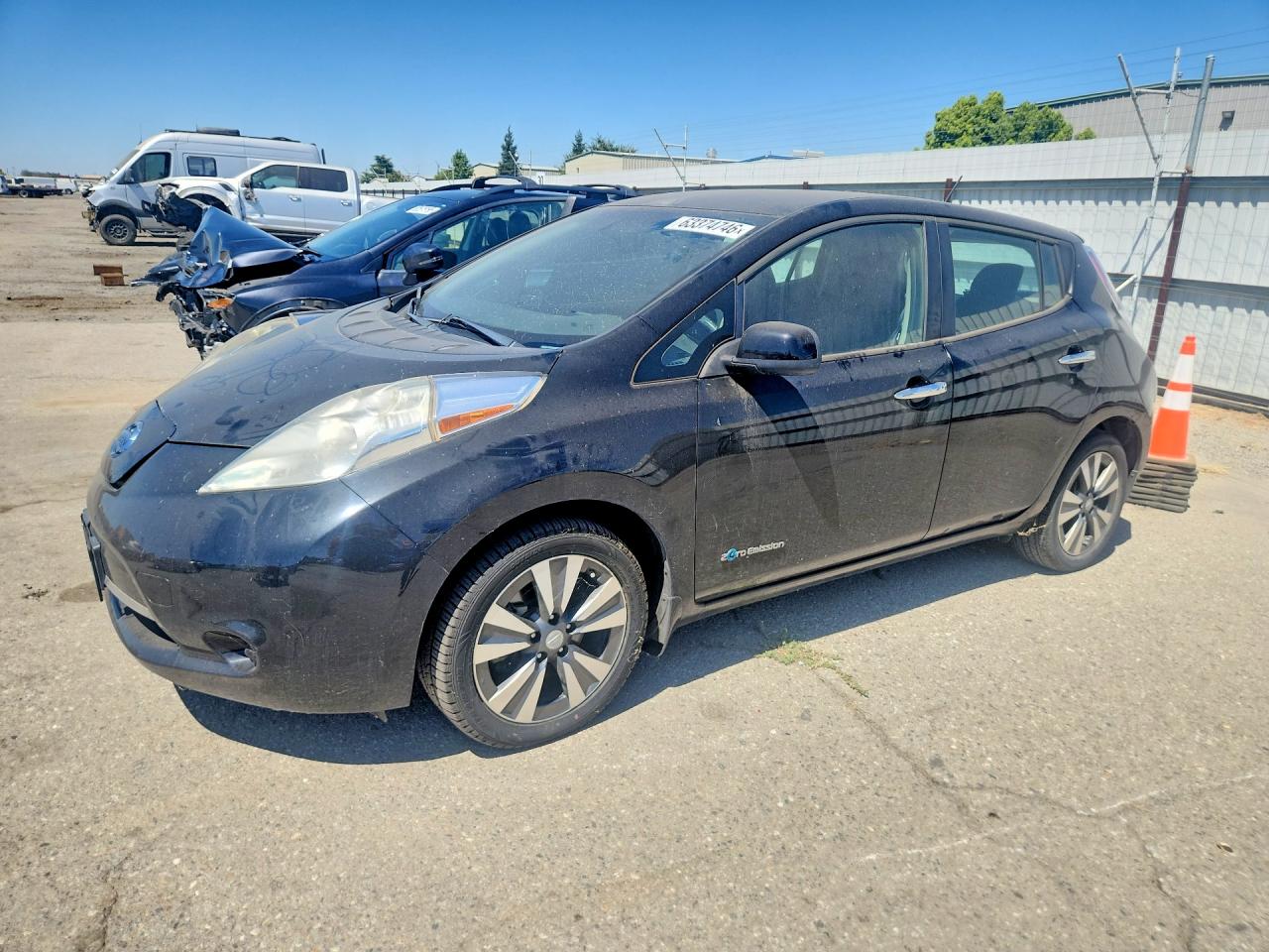 2015 NISSAN LEAF SV