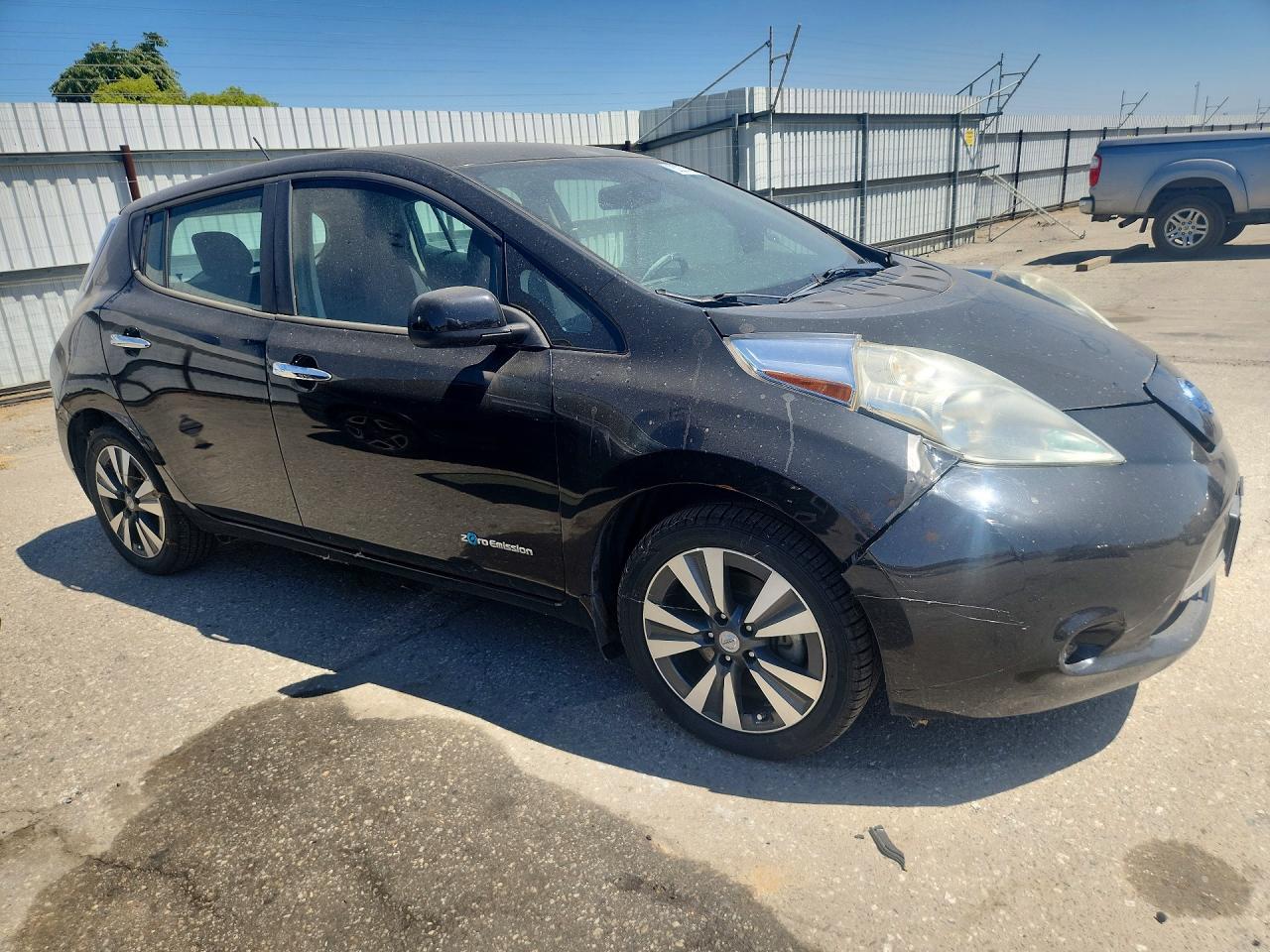 2015 NISSAN LEAF SV — снимка 4
