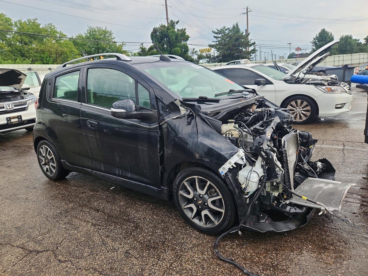 2015 CHEVROLET SPARK 2LT — снимка 4