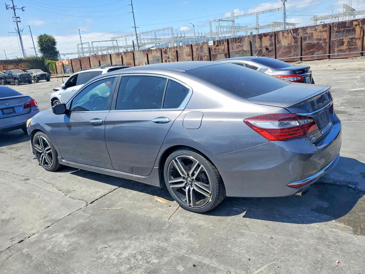 2017 HONDA ACCORD SPORT — снимка 2