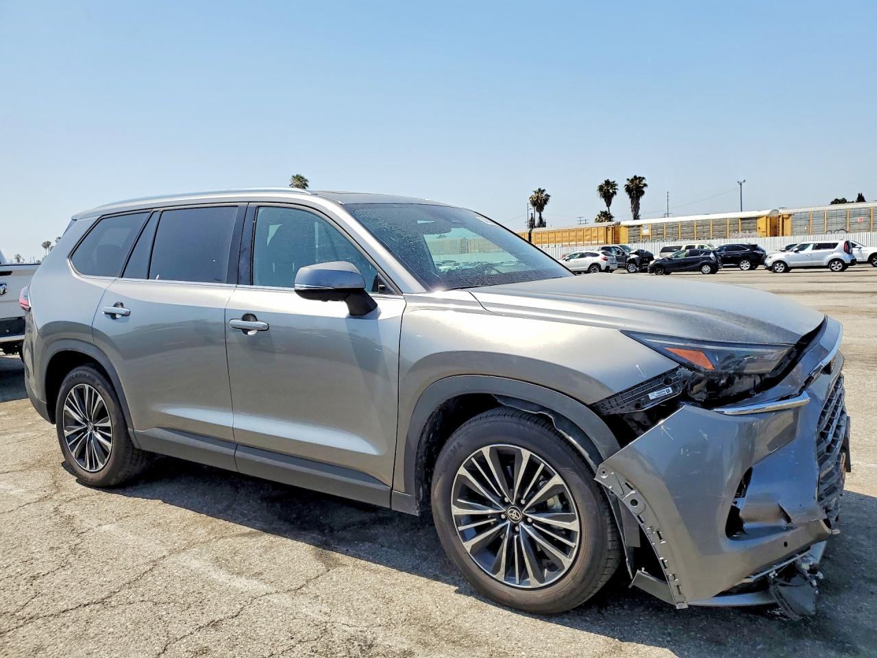 2025 TOYOTA GRAND HIGHLANDER HYBRID MAX PLATINUM — снимка 4
