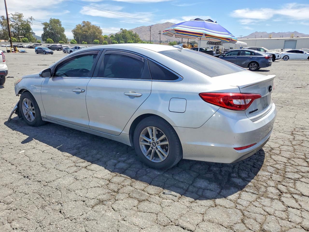 2017 HYUNDAI SONATA SE — снимка 2
