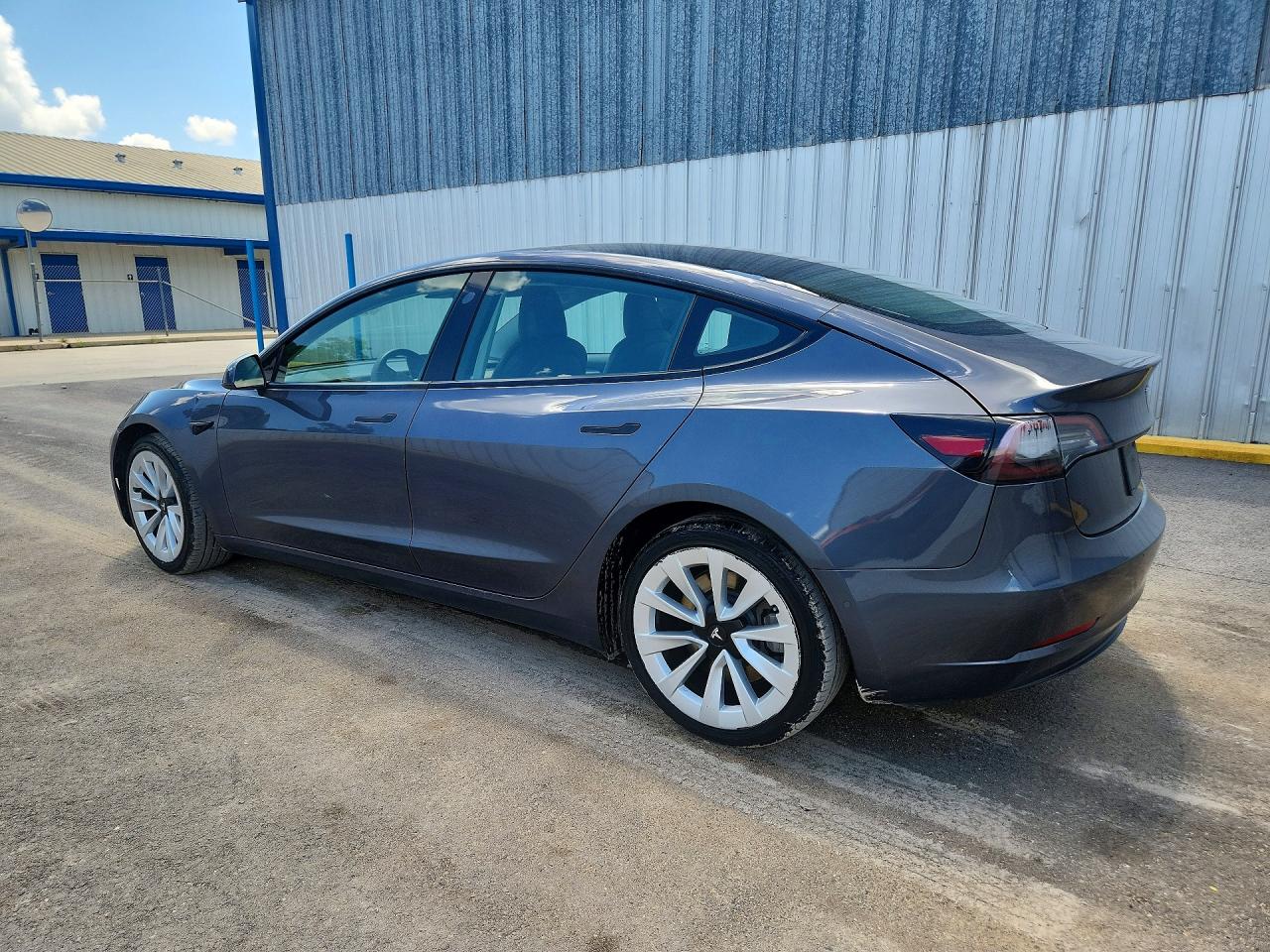 2022 TESLA MODEL 3 — снимка 2