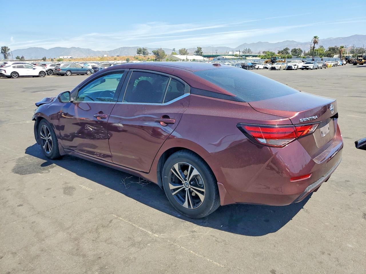 2020 NISSAN SENTRA SV — снимка 2