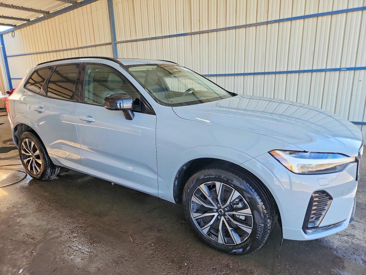 2025 VOLVO XC60 CORE — снимка 4