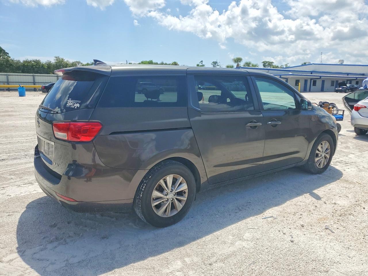 2017 KIA SEDONA LX — снимка 3