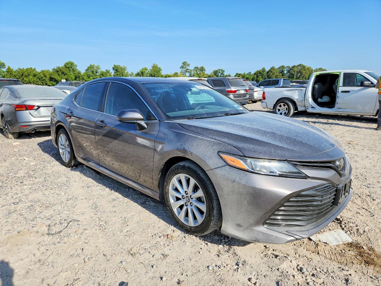 2019 TOYOTA CAMRY LE — снимка 4
