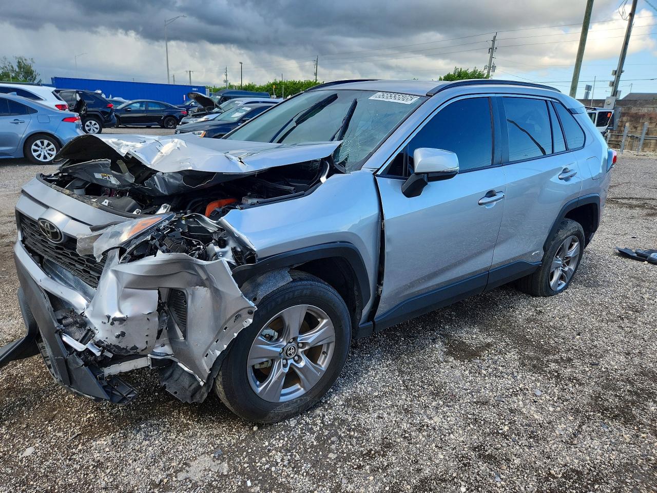 2025 TOYOTA RAV4 HYBRID XLE