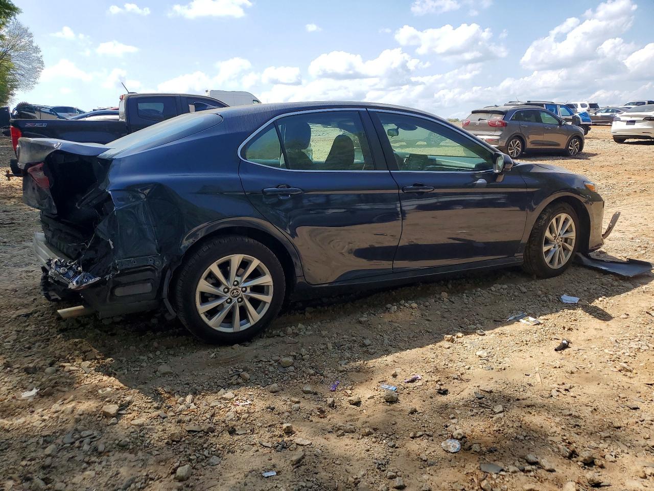 2021 TOYOTA CAMRY LE — снимка 3