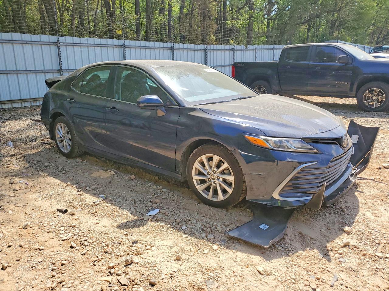 2021 TOYOTA CAMRY LE — снимка 4