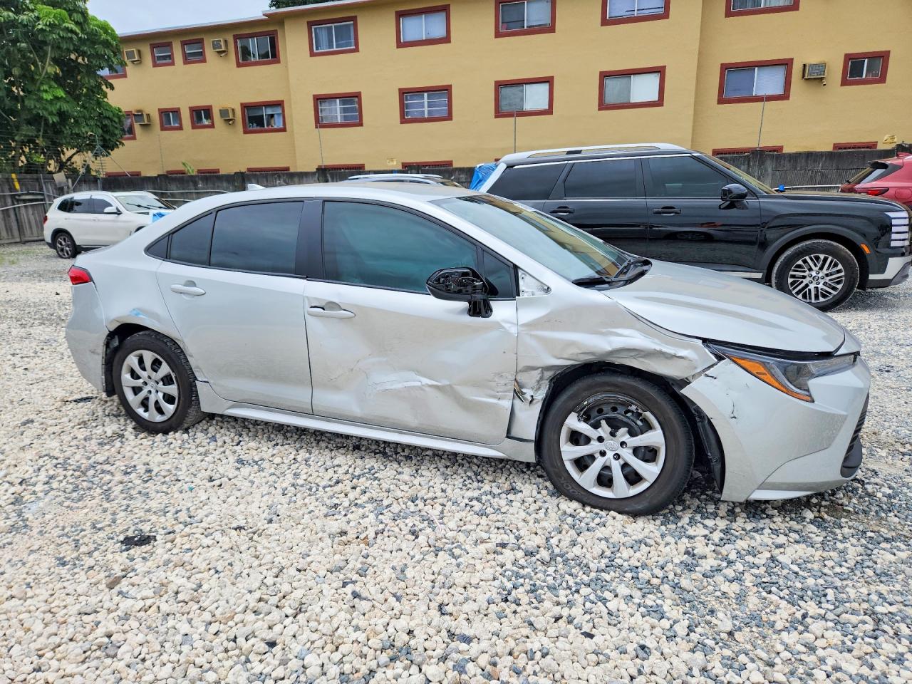 2025 TOYOTA COROLLA LE — снимка 4