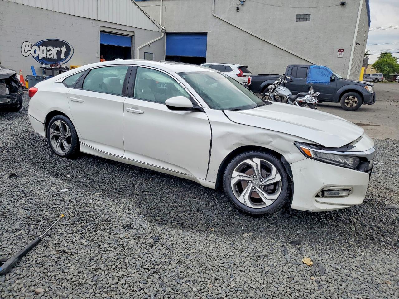 2018 HONDA ACCORD EX — снимка 4