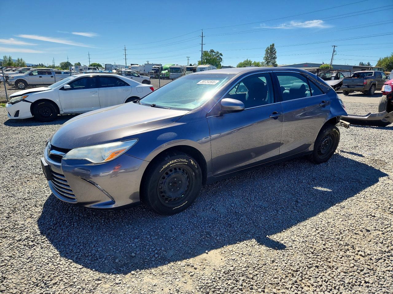 2015 TOYOTA CAMRY LE
