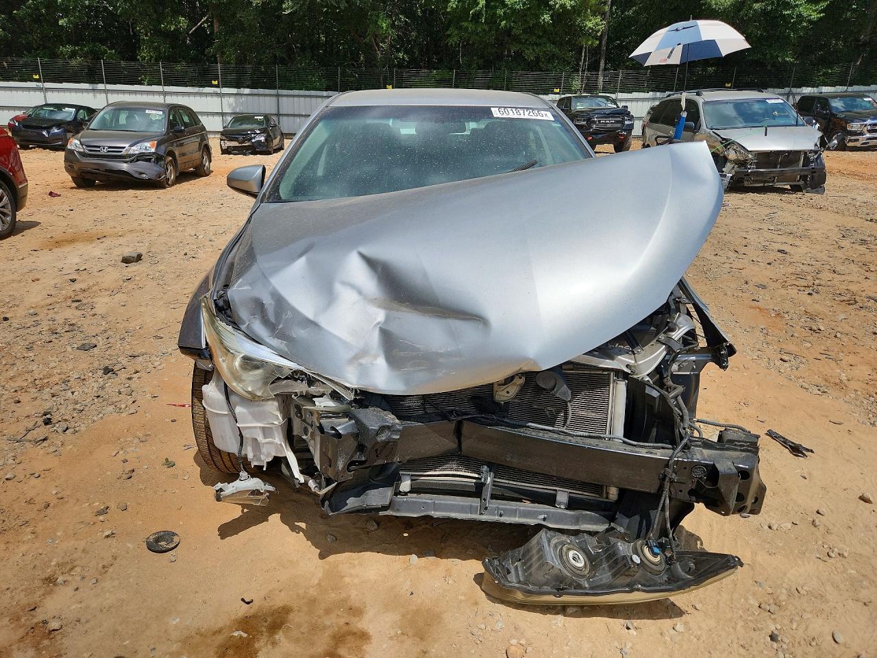 2016 TOYOTA CAMRY LE — снимка 5