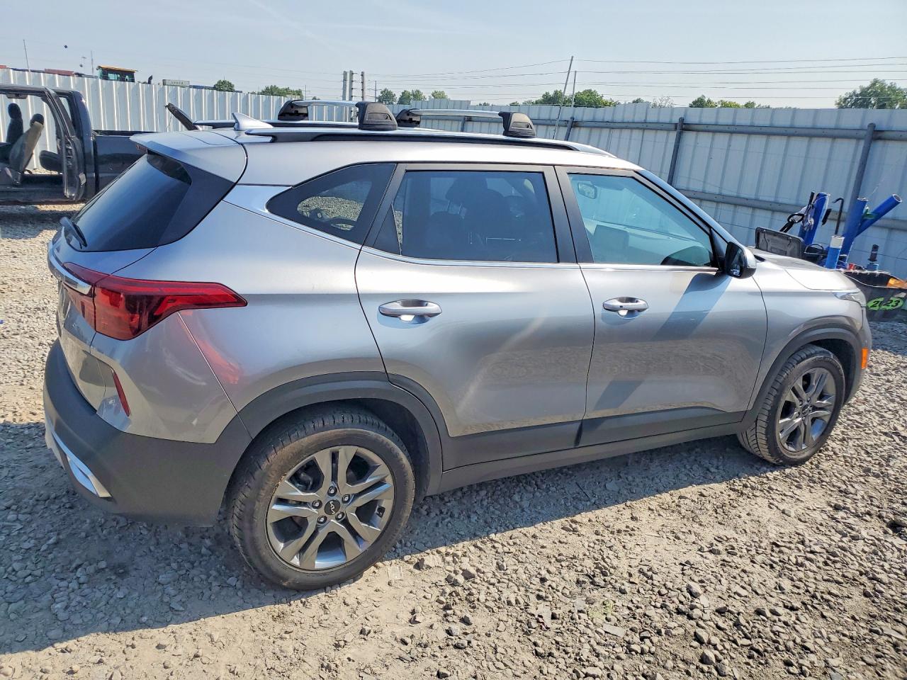 2022 KIA SELTOS S — снимка 3