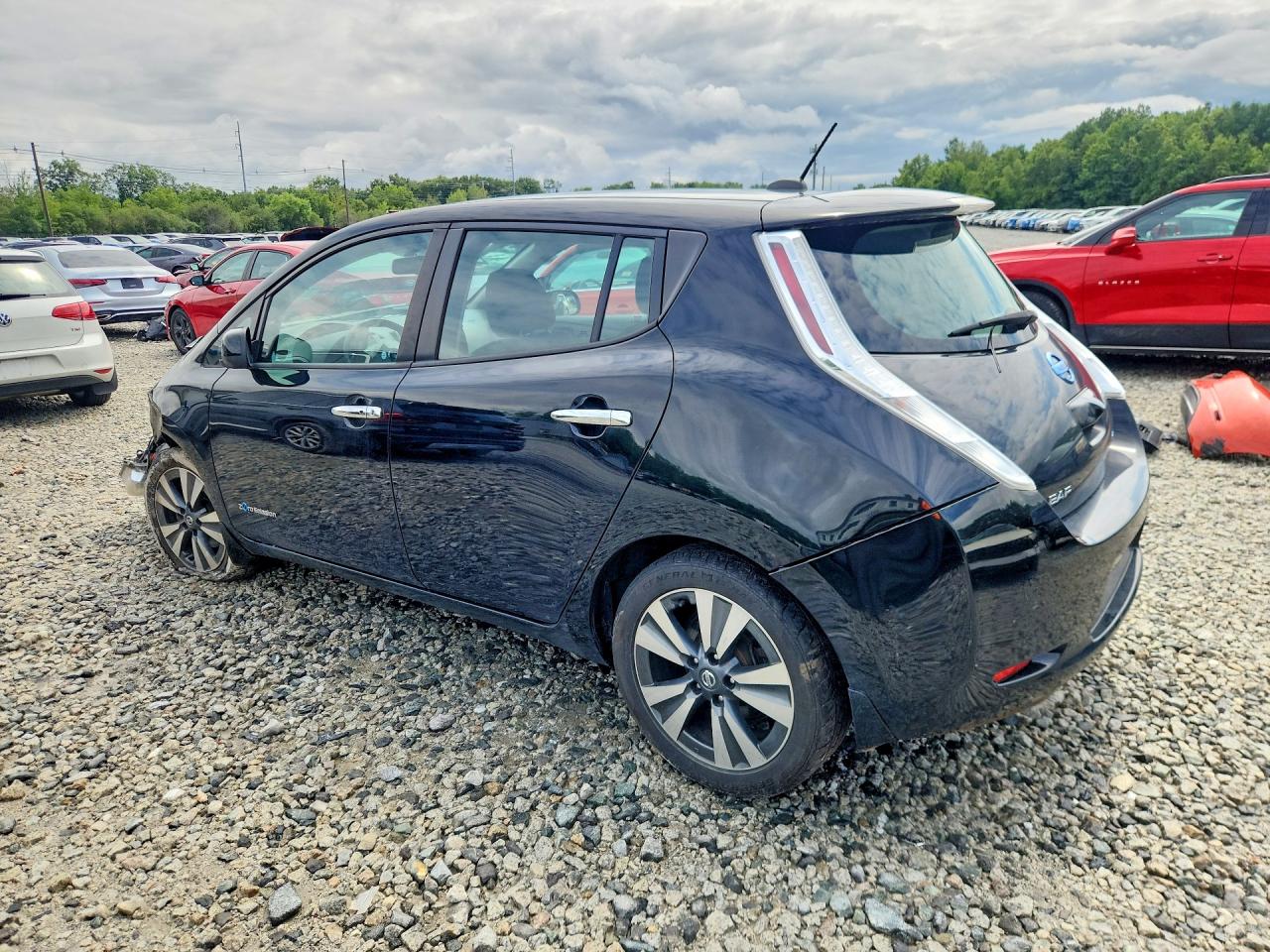 2016 NISSAN LEAF SV — снимка 2