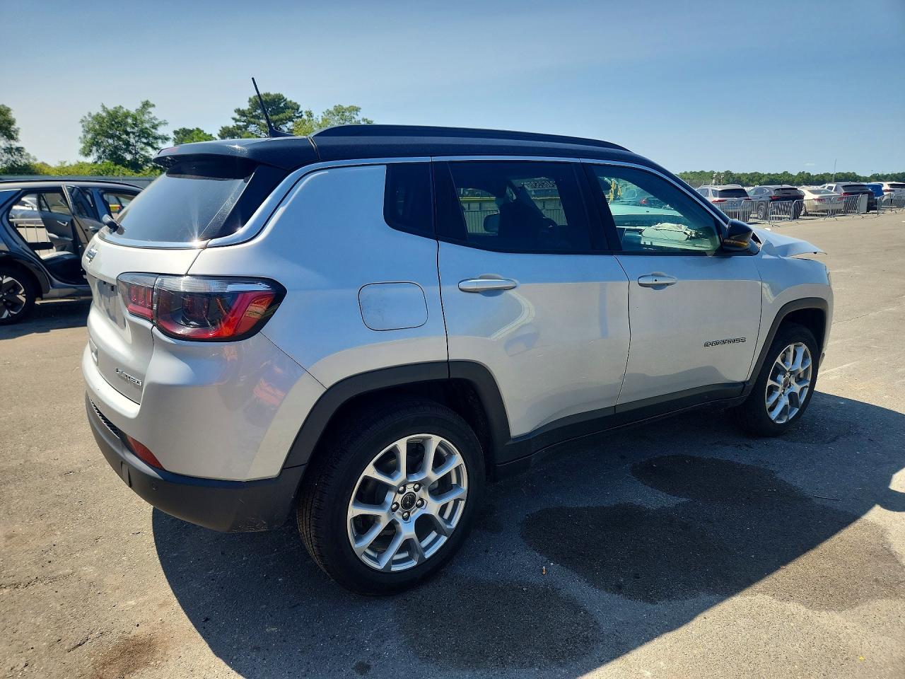 2025 JEEP COMPASS LIMITED — снимка 3
