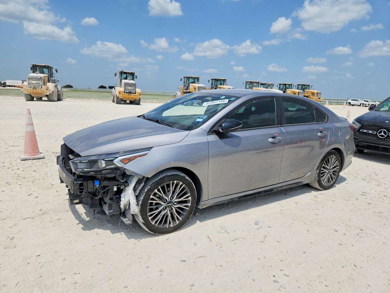 2023 KIA FORTE GT LINE