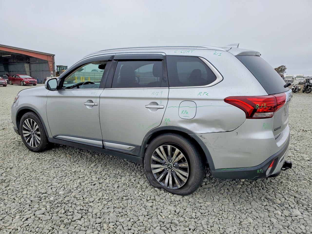 2019 MITSUBISHI OUTLANDER SE — снимка 2