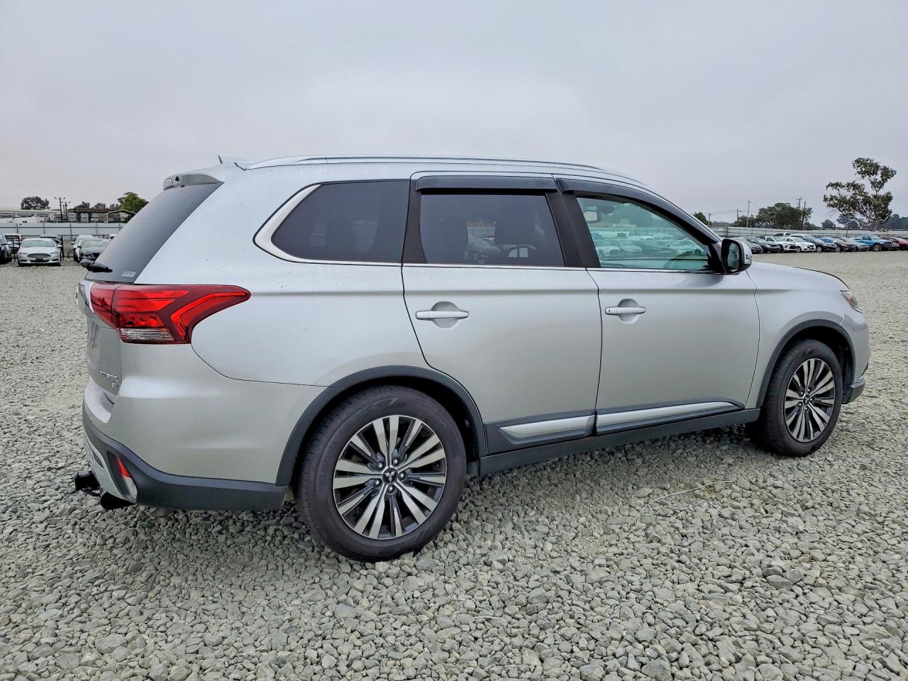 2019 MITSUBISHI OUTLANDER SE — снимка 3