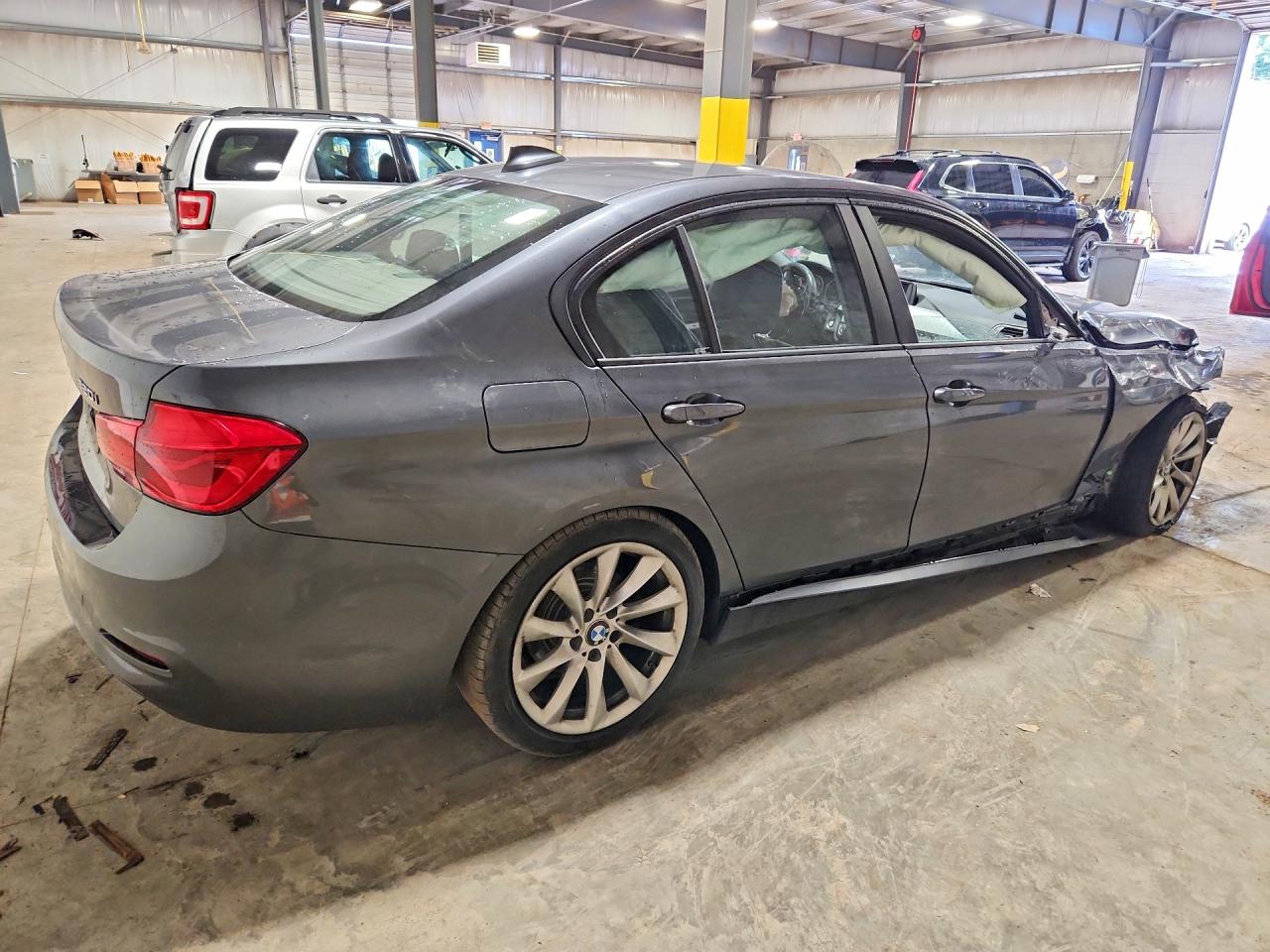 2018 BMW 320 I — снимка 3