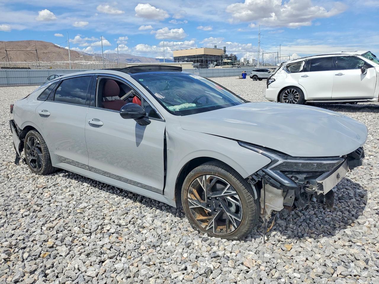 2025 KIA K5 GT LINE — снимка 4