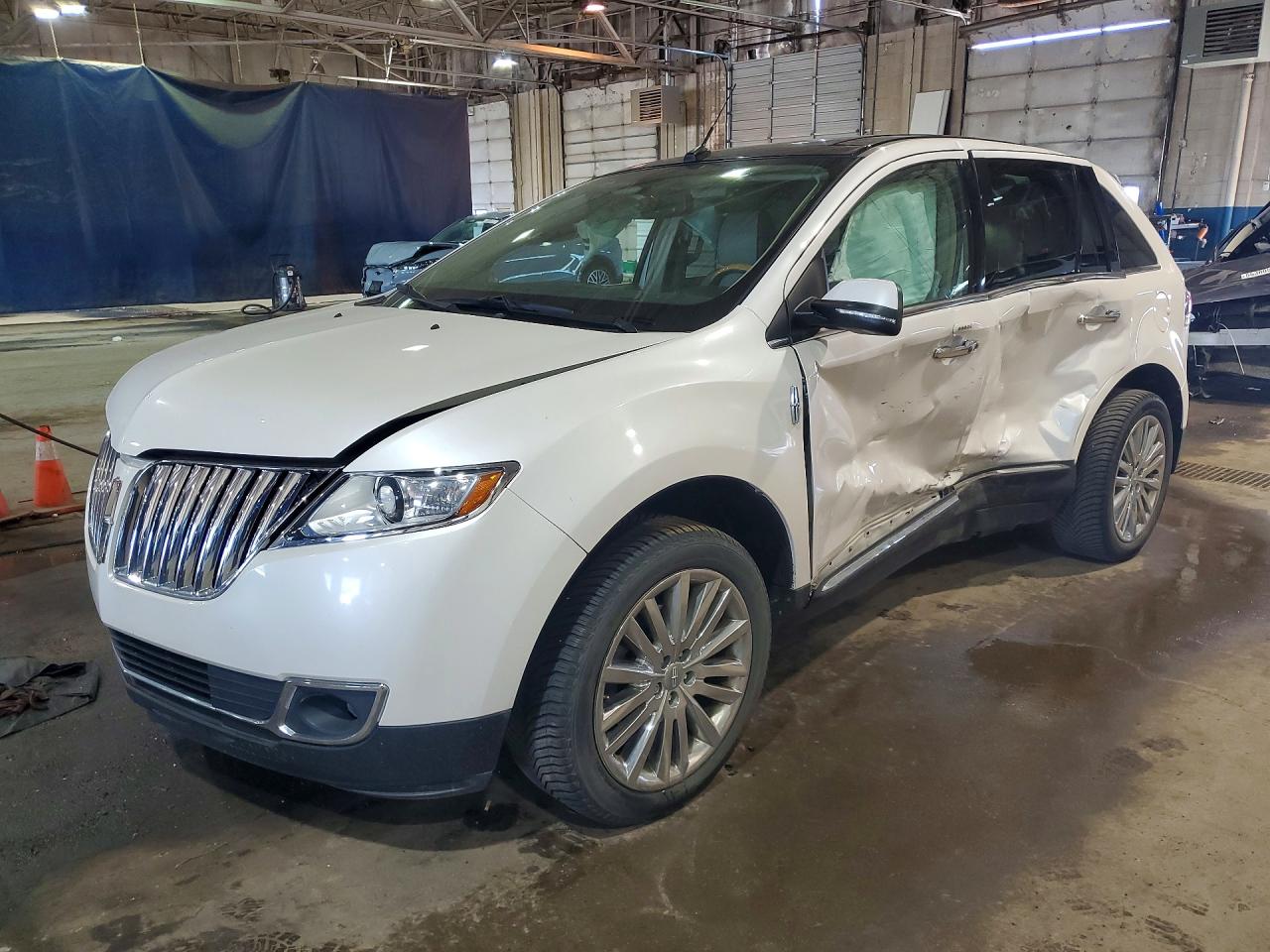 2013 LINCOLN MKX