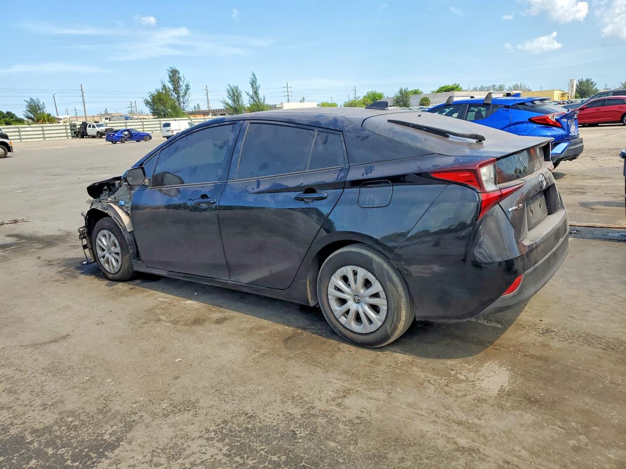 2021 TOYOTA PRIUS LE — снимка 2