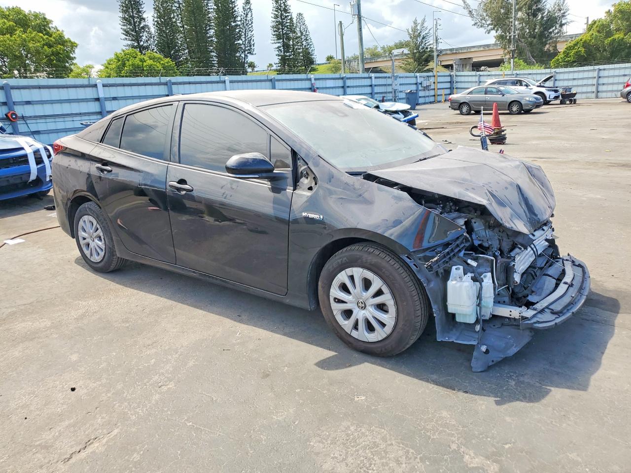 2021 TOYOTA PRIUS LE — снимка 4