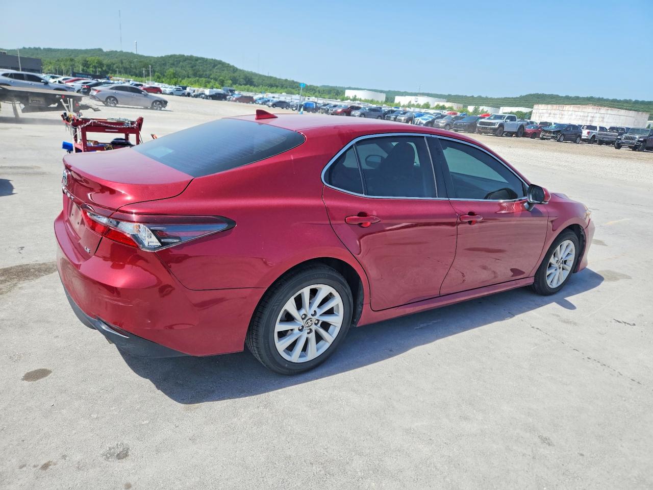 2022 TOYOTA CAMRY LE — снимка 3