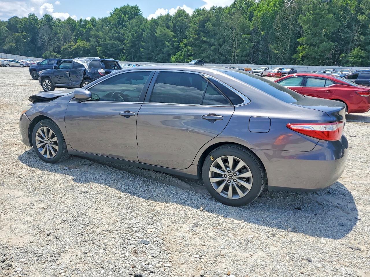 2016 TOYOTA CAMRY XLE — снимка 2