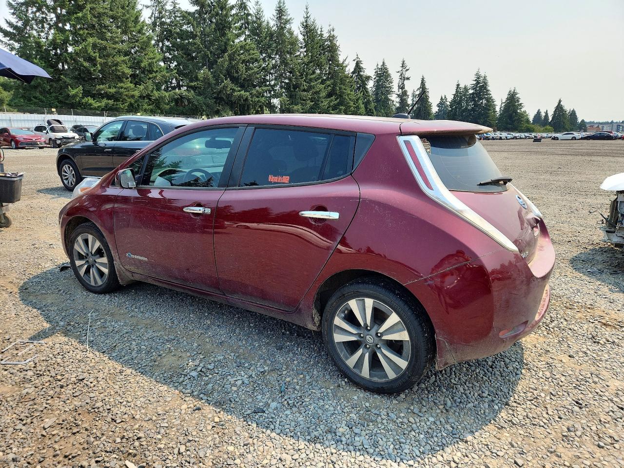 2016 NISSAN LEAF SV — снимка 2