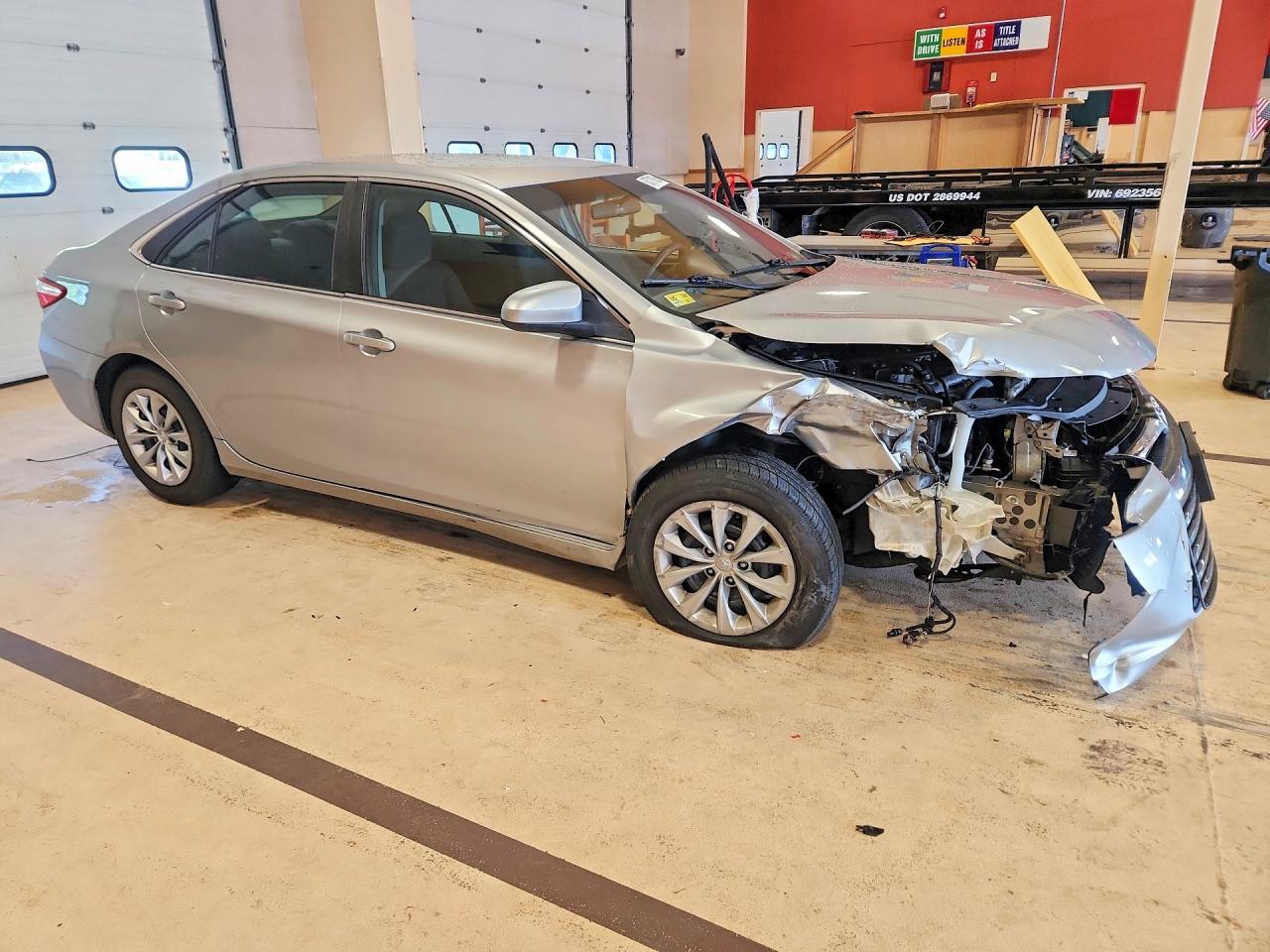 2015 TOYOTA CAMRY LE — снимка 4