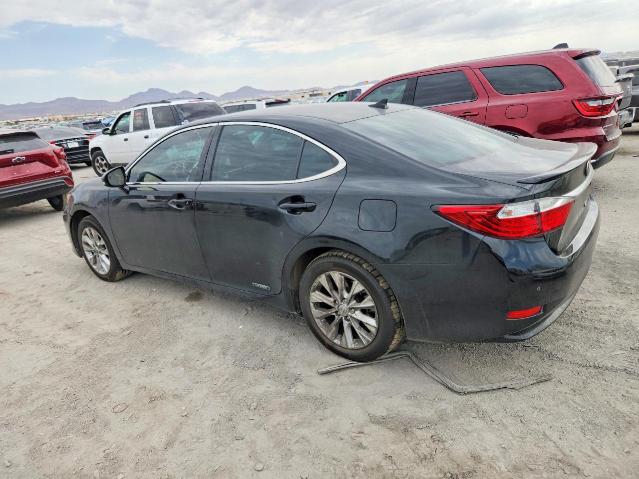 2014 LEXUS ES 300H — снимка 2