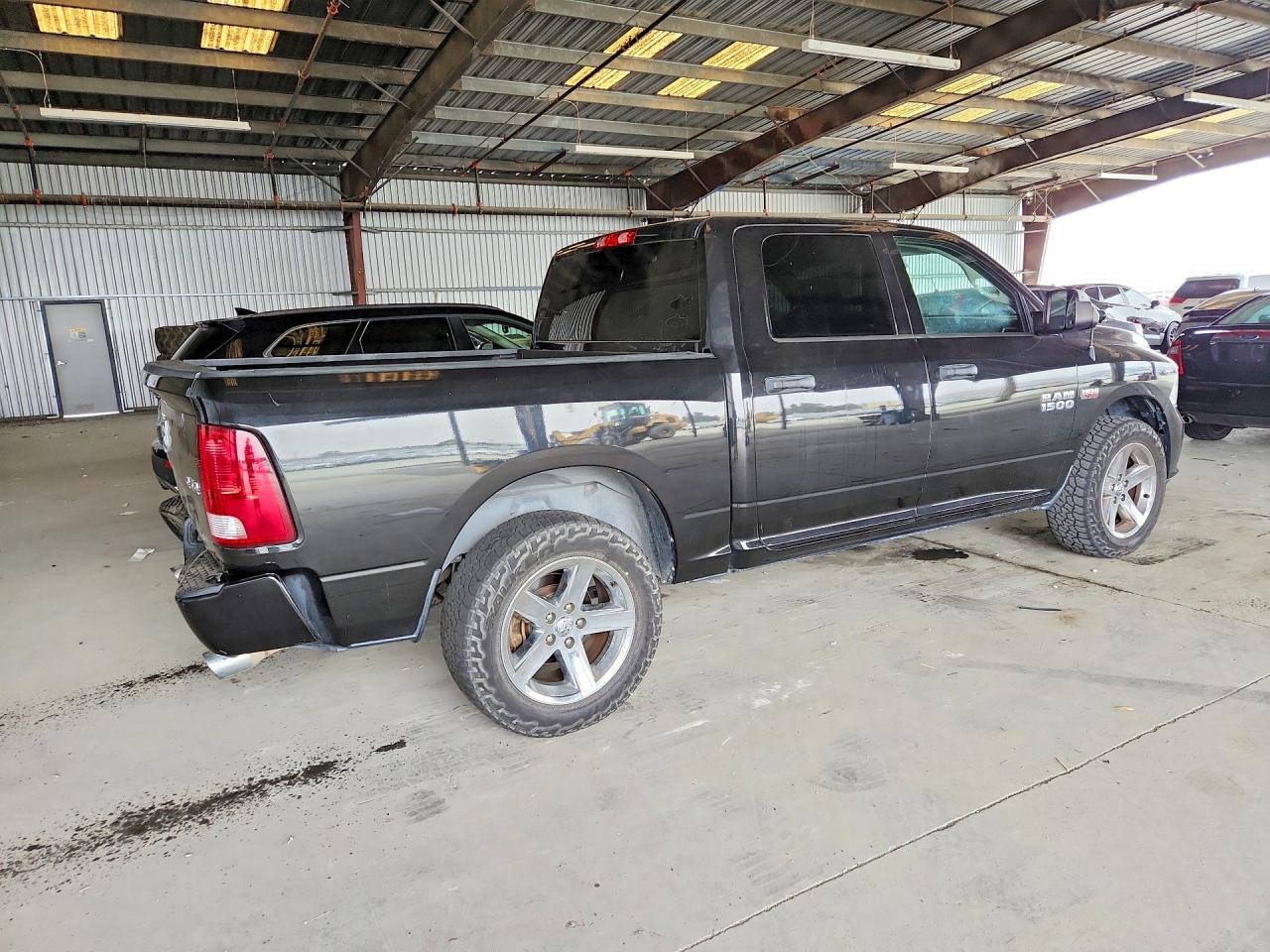 2017 RAM 1500 ST — снимка 3