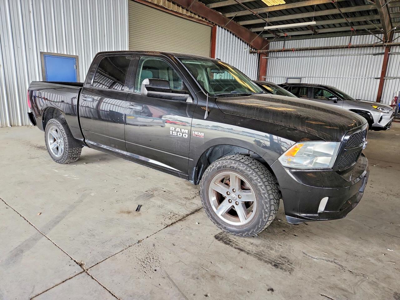 2017 RAM 1500 ST — снимка 4