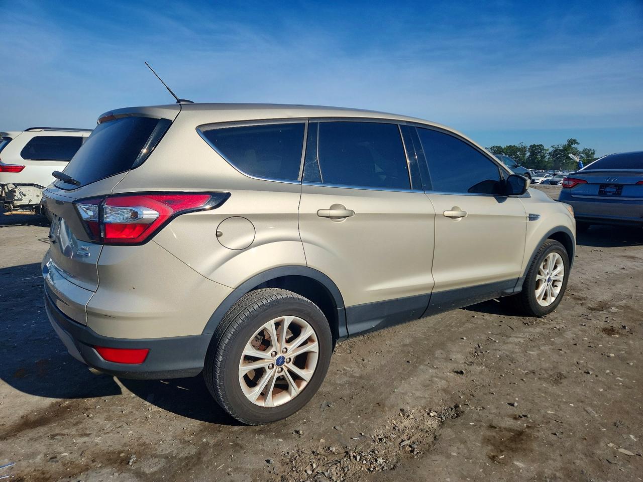 2017 FORD ESCAPE SE — снимка 3