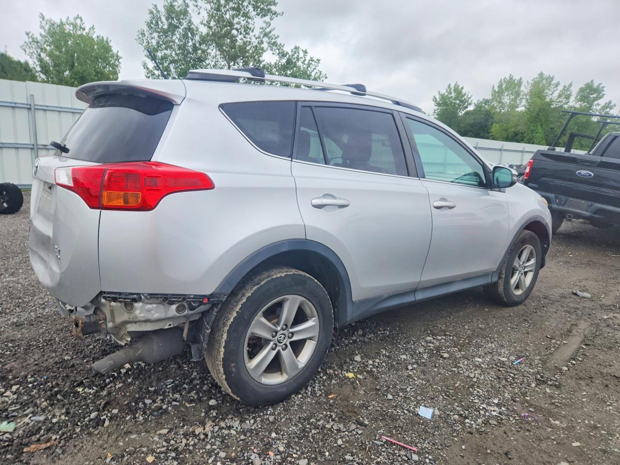 2015 TOYOTA RAV4 XLE — снимка 3