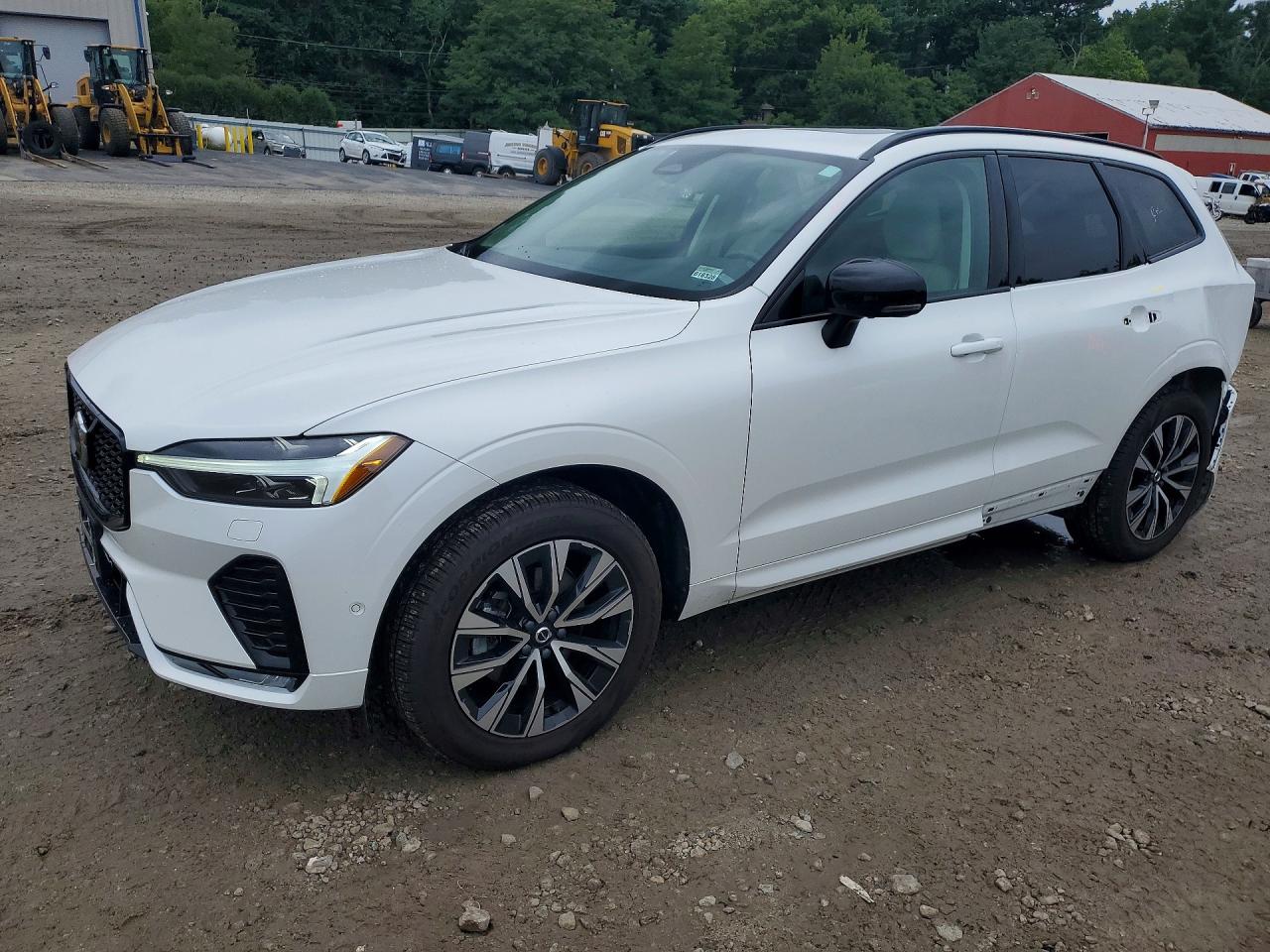 2024 VOLVO XC60 PLUS