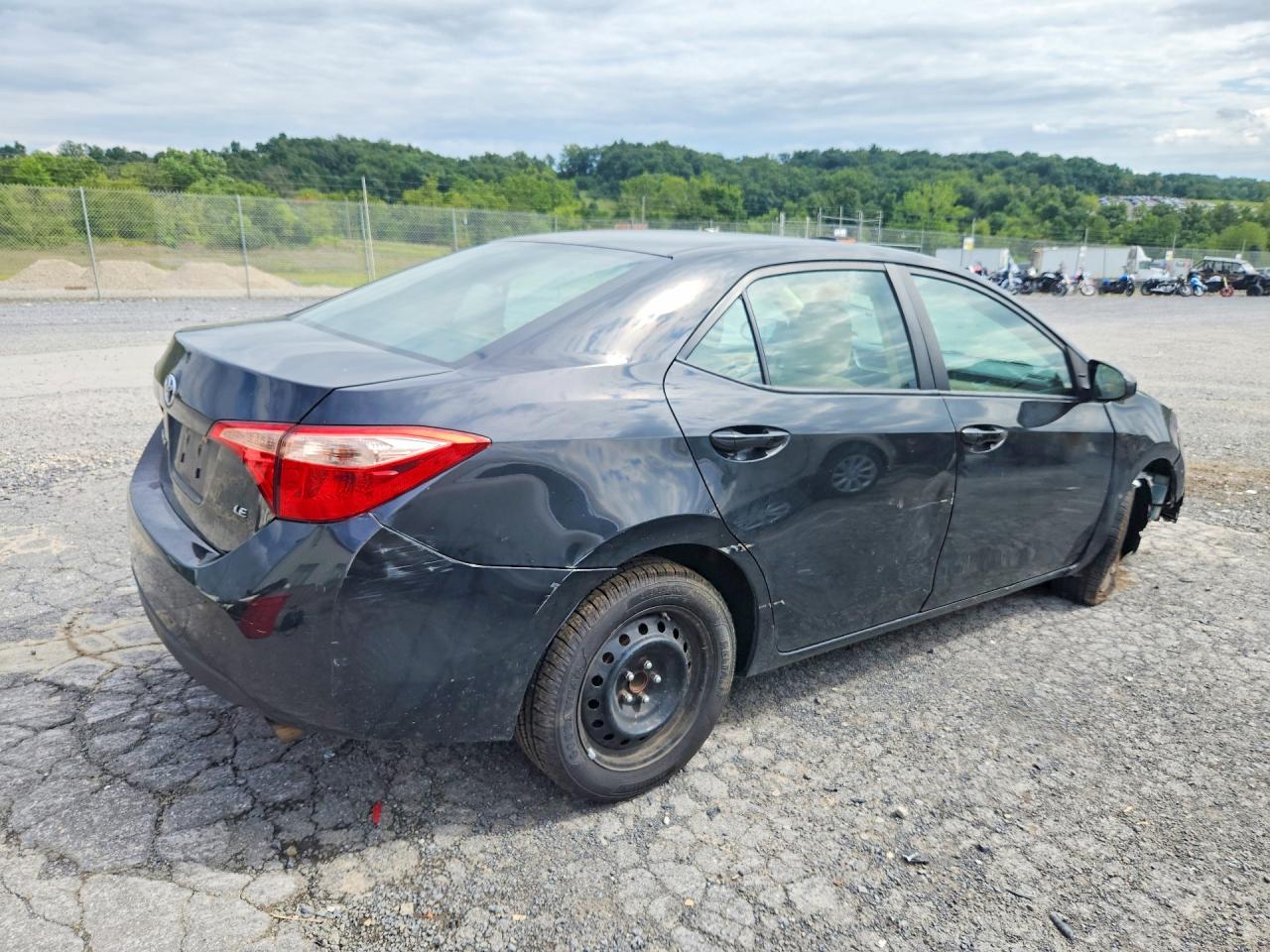2019 TOYOTA COROLLA LE — снимка 3