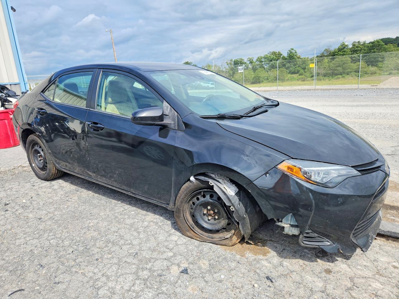 2019 TOYOTA COROLLA LE — снимка 4