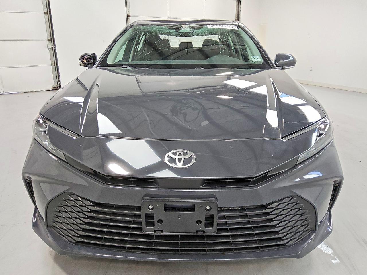 2026 TOYOTA CAMRY LE — снимка 5