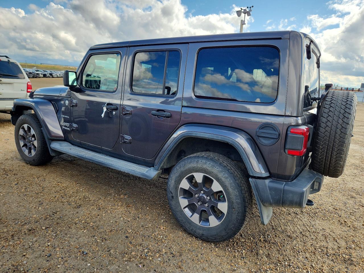 2019 JEEP WRANGLER UNLIMITED SAHARA — снимка 2