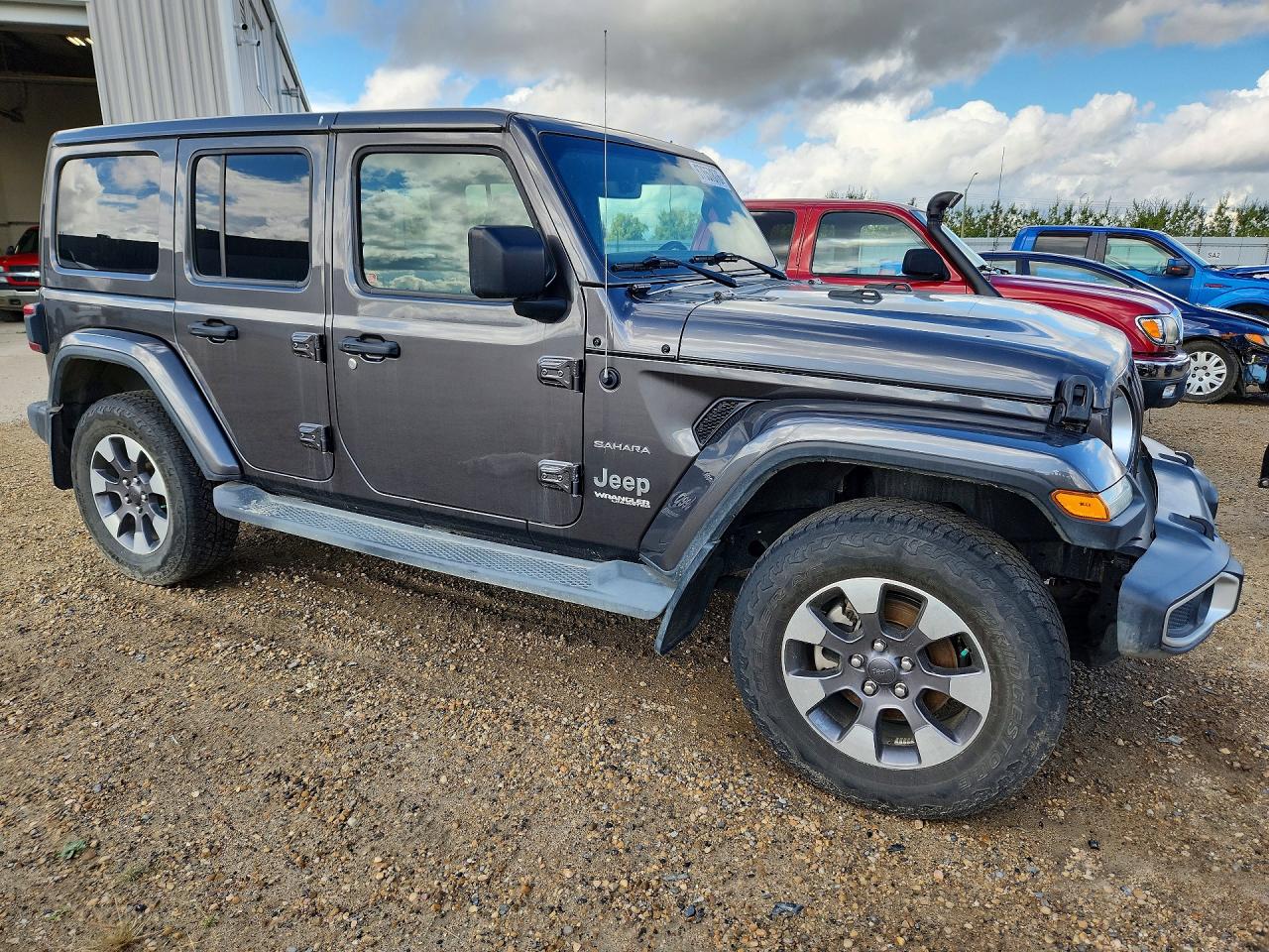 2019 JEEP WRANGLER UNLIMITED SAHARA — снимка 4