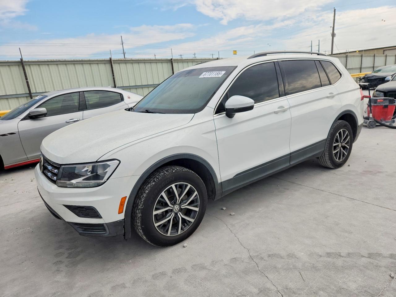 2019 VOLKSWAGEN TIGUAN SE